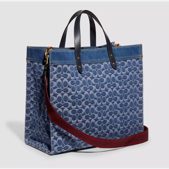 NWT COACH Field Tote 40 In Signature Denim Blue and refined calf leather CA279 - Picture 2 of 3